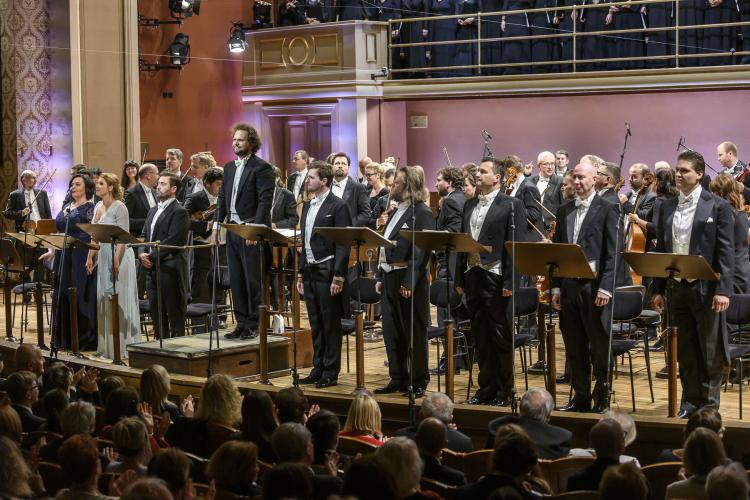 Dvořákova Praha 2019 - Lucie Hilscherová, Kateřina Kněžíková, Richard Samek, Tomáš Brauner, Roman Hoza, Jozef Benci, Josef Moravec, Ondřej Koplík a Michal Onufer  