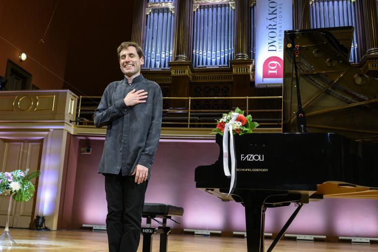 Dvořákova Praha 2019 - Boris Giltburg