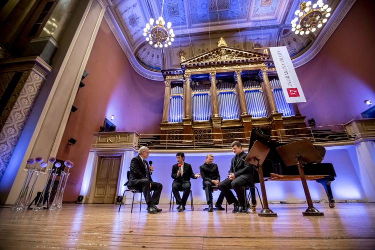 Setkání po potlesku s Jiřím Vejvodou: Daishin Kashimoto, Denis Kozhukhin, Radek Baborák