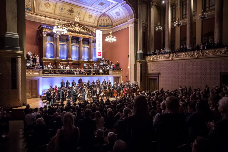 Festivalový orchestr Dvořákovy Prahy a Radek Baborák