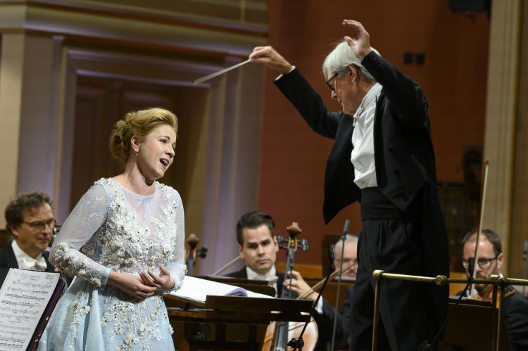 Dvořákova Praha 2020 - Kateřina Kněžíková, Petr Altrichter a Česká filharmonie