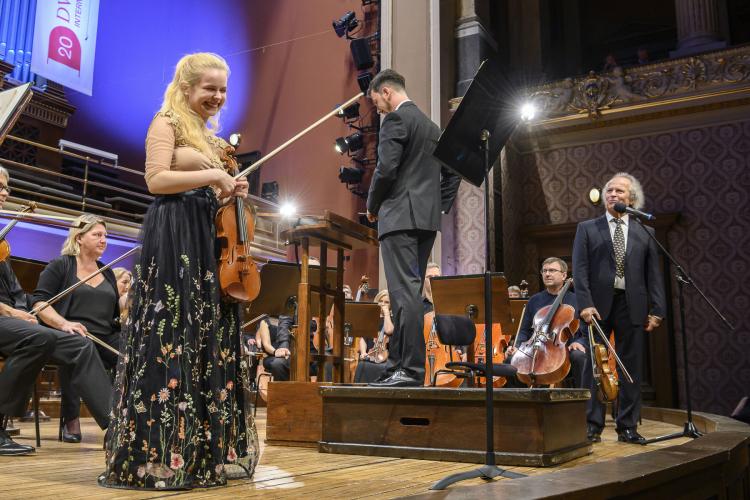 Dvořákova Praha 2020 - Marie Hasoňová, Václav Hudeček, Marek Šedivý a PKF - Prague Philharmonia 
