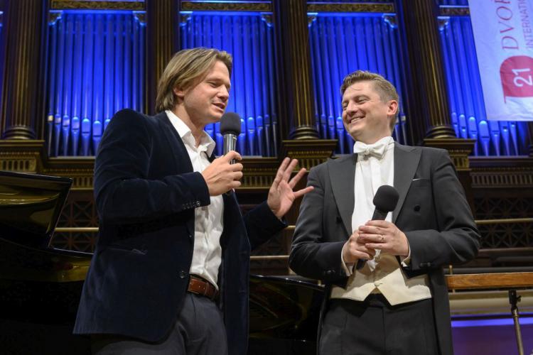 Dvořákova Praha 2021 - 11/9/2021 – Rodinný den – koncert pro Piana do škol