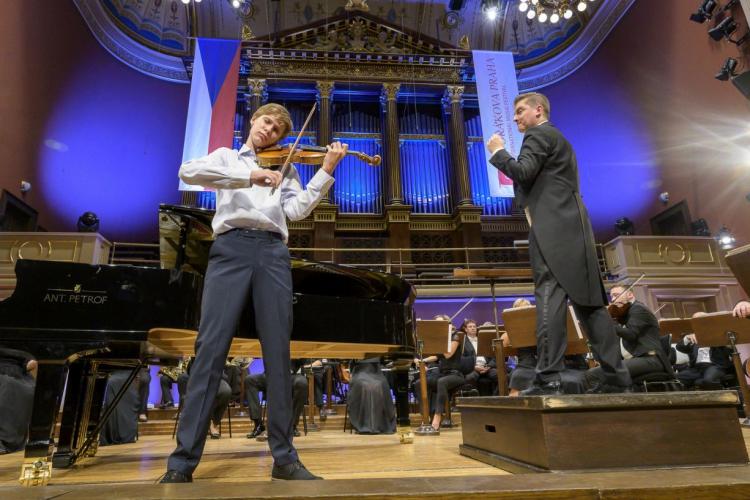 Dvořákova Praha 2021 - 11/9/2021 – Rodinný den – koncert pro Piana do škol