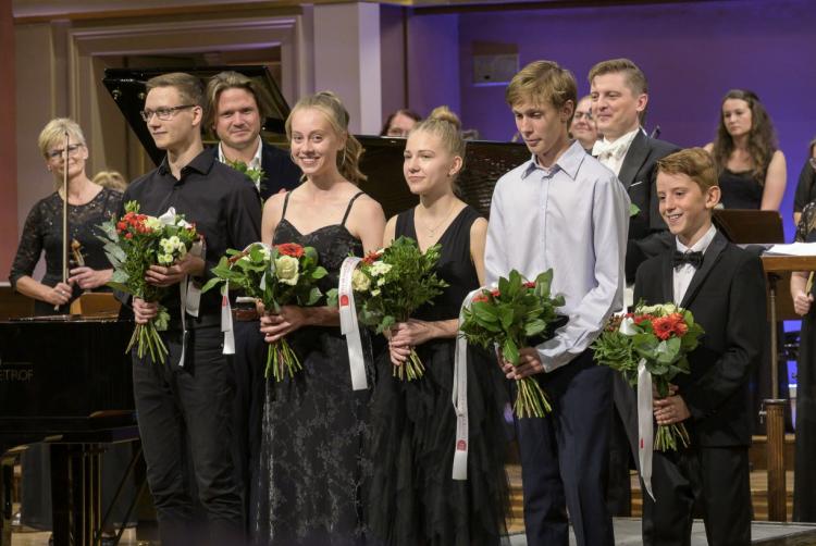 Dvořákova Praha 2021 - 11/9/2021 – Rodinný den – koncert pro Piana do škol