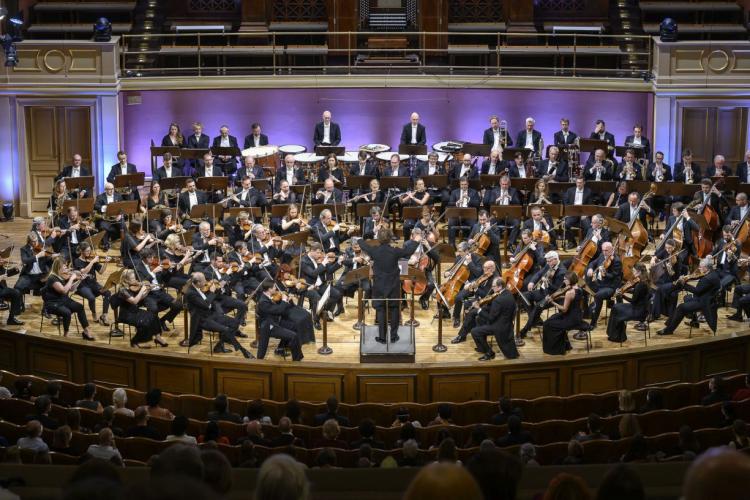 Dvořákova Praha 2021 - 15/9/2021 – Symfonický orchestr hl. m. Prahy FOK, Tomáš Brauner, Kit Armstrong - DEBUT