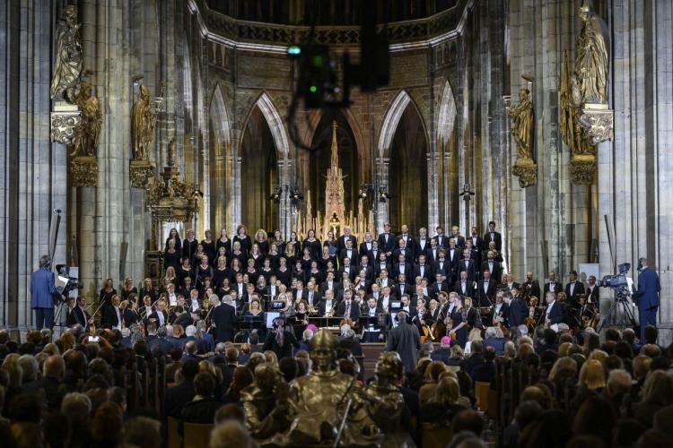 Dvořákova Praha 2021 - 16/9/2021 – Česká filharmonie, Petr Altrichter, Pražský filharmonický sbor