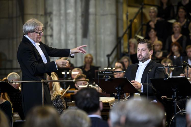 Dvořákova Praha 2021 - 16/9/2021 – Česká filharmonie, Petr Altrichter, Pražský filharmonický sbor