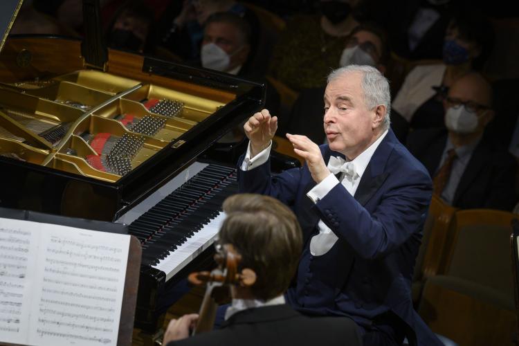 Dvořákova Praha 2021 - 24/9/2021 – Sir András Schiff, Česká filharmonie