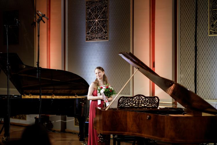 Dvořákova Praha 2020 - Natalie Schwamová