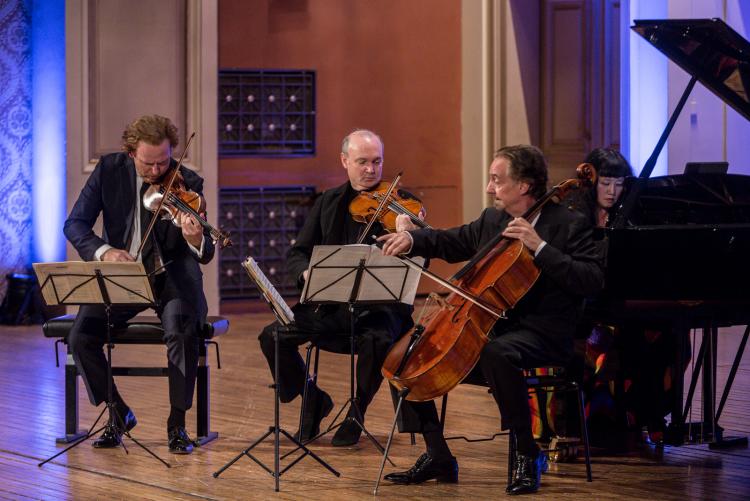 Daniel Hope, Paul Neubauer, Wu Han a David Finckel