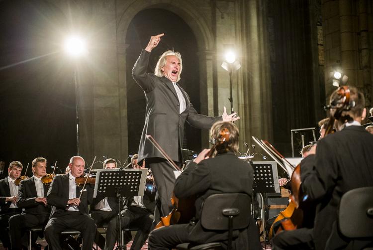 Estonský filharmonický komorní sbor a Symfonický orchestr Českého rozhlasu