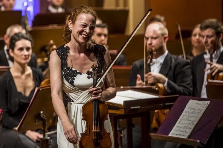 Philharmonia Orchestra London, Christoph von Dohnányi and Carolin Widmann