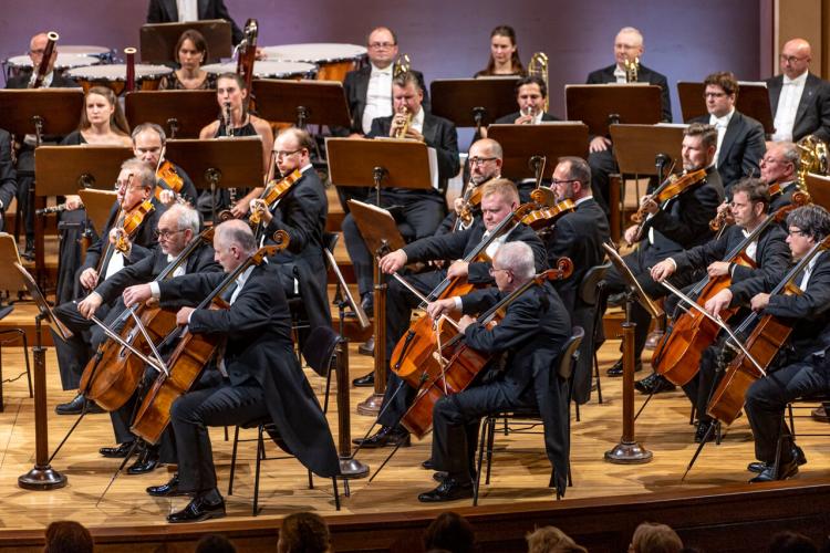 Dvořákova Praha 2023 - koncert 18/9/2023 - Orchestr Národního divadla, R. Jindra, K. Kněžíková, A. Plachetka