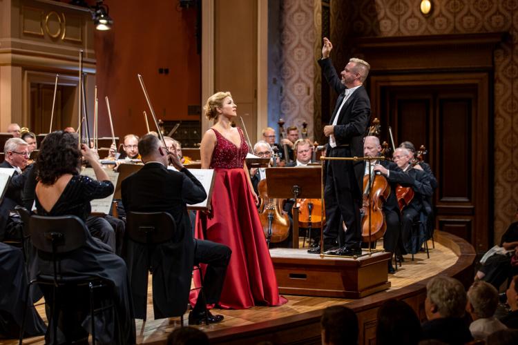 Dvořákova Praha 2023 - koncert 18/9/2023 - Orchestr Národního divadla, R. Jindra, K. Kněžíková, A. Plachetka