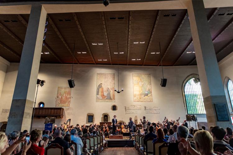 Dvořákova Praha 2023 - koncert 17/9/2023 - Pilsen Philharmonic, Ch. Iwasaki, S. Schuller, Z. Fric