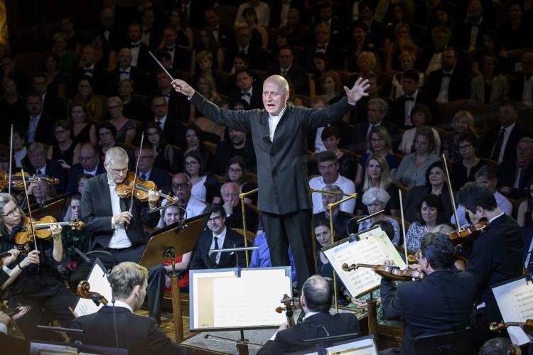 Dvořákova Praha 2023 - koncert 7/9/2023 - Tonhalle-Orchester Zürich, P. Järvi, A. Kobekina