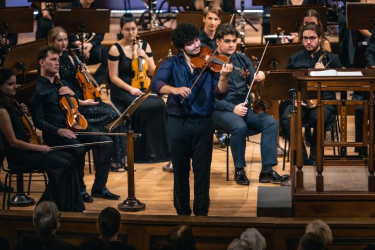 Dvořákova Praha 2022 – koncert 13/9/2022 – Symfonický orchestr Pražské konzervatoře, Petr Altrichter, Daniel Matejča