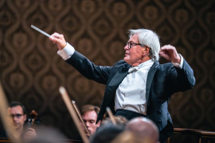 Dvořákova Praha 2022 – koncert 13/9/2022 – Symfonický orchestr Pražské konzervatoře, Petr Altrichter, Daniel Matejča