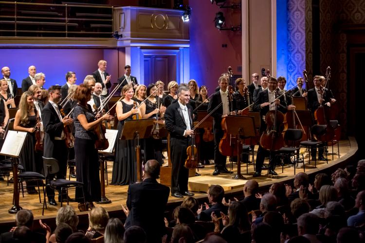 Dvořákova Praha 2019 - Gil Shaham a PKF — Prague Philharmonia 