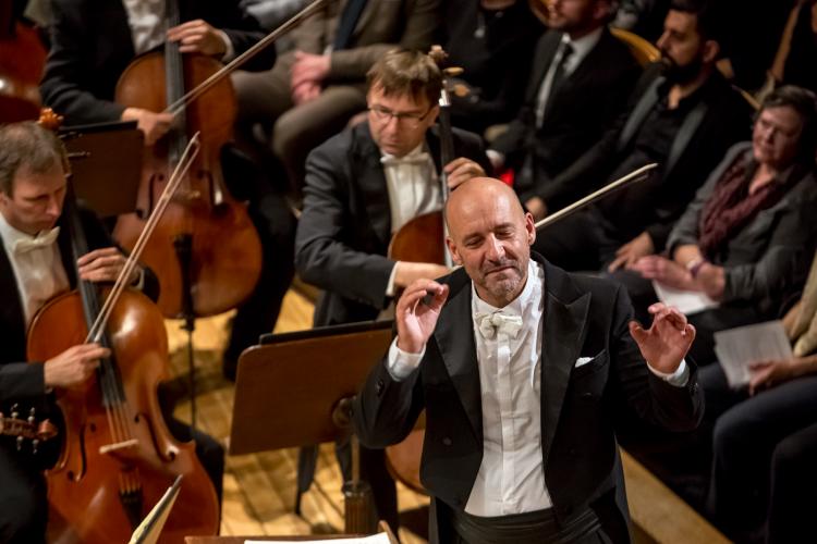 Dvořákova Praha 2019 - Emmanuel Villaume a PKF — Prague Philharmonia 